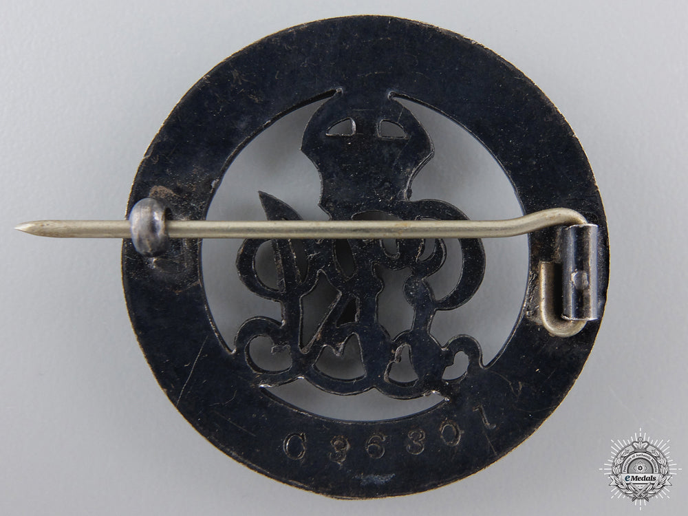 a_first_war_silver_war_badge;_canadian_version_consignment27_img_02.jpg54e3632326482