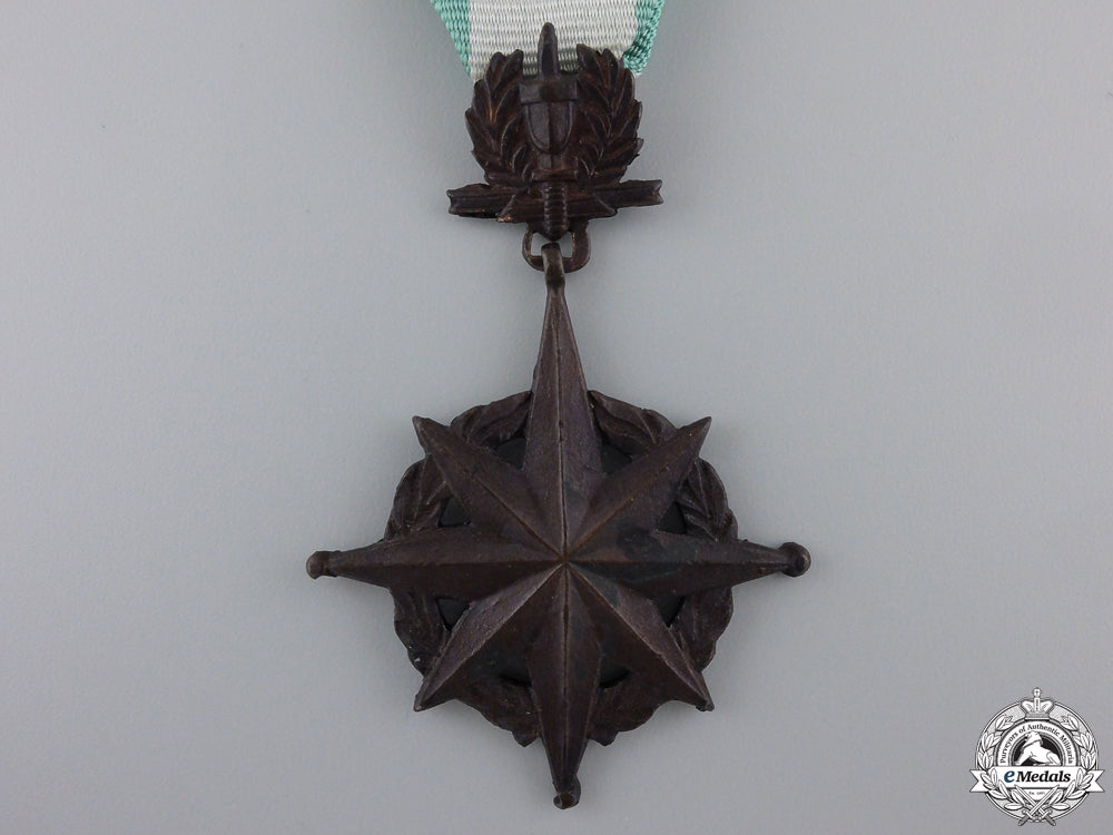 a_vietnamese_police_honour_medal;3_rd_class_for_fifteen_years'_service_img_02.jpg5527ed5383e09