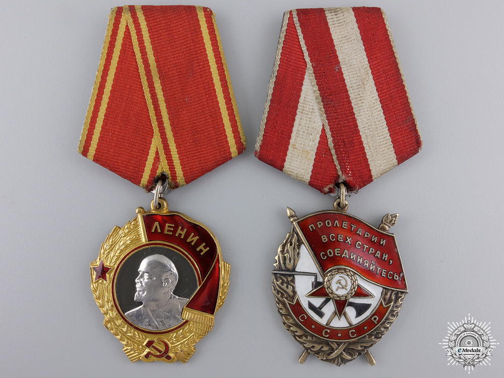 a_soviet_order_of_lenin_bravery_pair_to_mikhail_maiorov_img_02.jpg54e3aaf3606a0
