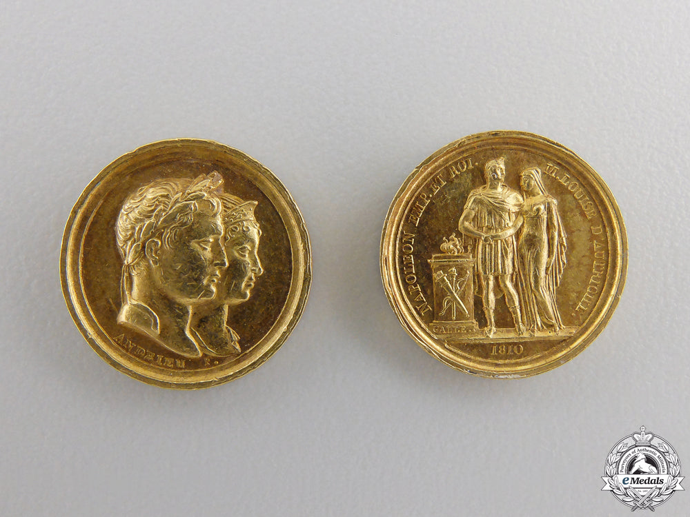 two_framed_gold_napoleonic_commemorative_tokens_img_02.jpg554e2c3c34207