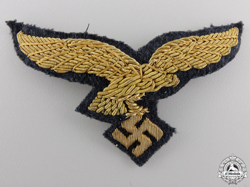 insignia_for_luftwaffe_general’s_visor_cap;2_nd_type_img_02.jpg555cd522a1717