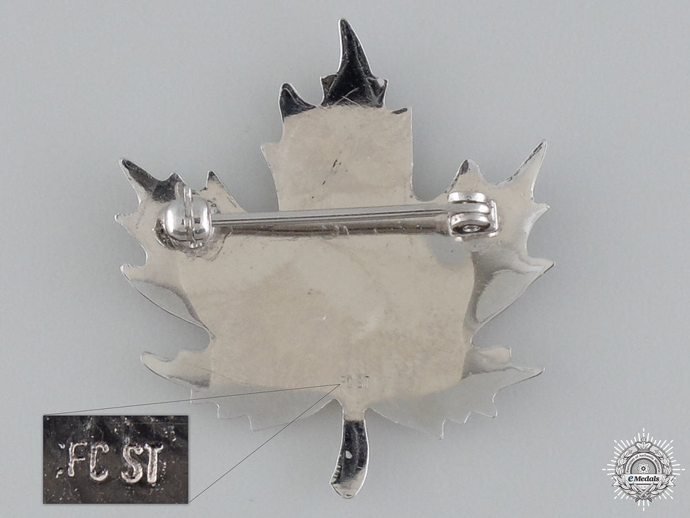 a_rare_canadian_hong_kong_serviceman's_sweetheart_pin_img_02.jpg54b81b1f14b6c