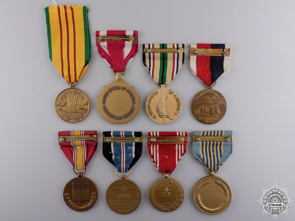 eight_american_campaign_medals_img_02.jpg548ef87f42663