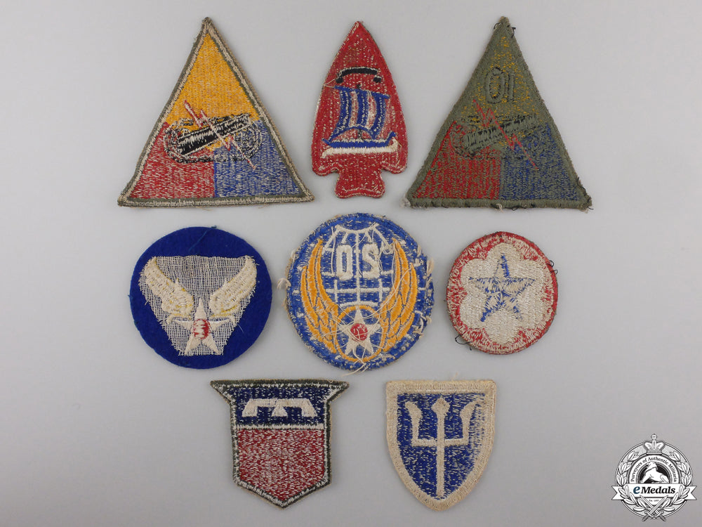 a_lot_of_eight_second_war_american_army_patches_img_02.jpg556dce72aaa0b