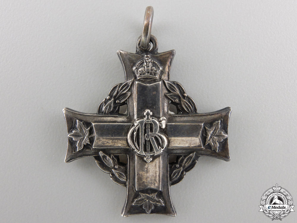 a_second_war_memorial_cross_to_the_royal_canadian_air_force_img_02.jpg5564c3dc1ad91