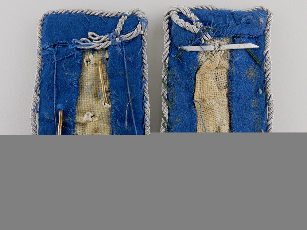 a_pair_of_nsfk_collar_tabs_img_02.jpg556ca3064ccea