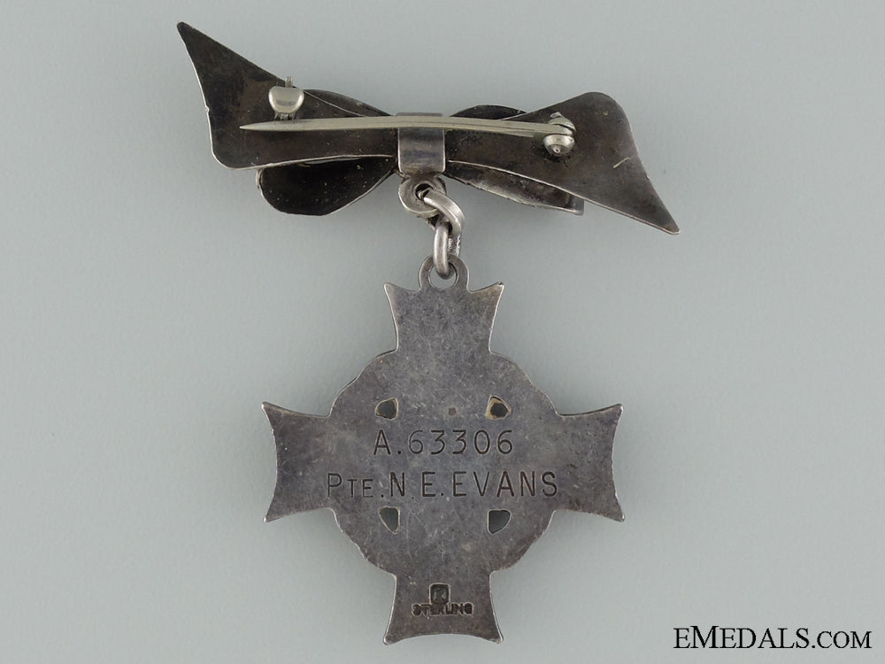 a_second_war_memorial_cross_pte._evans;_royal_canadian_army_service_corps_img_02.jpg537f4f1f07c20