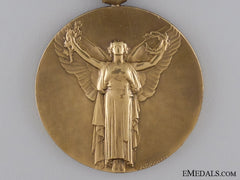 A First War French Victory Medal; Official Issue