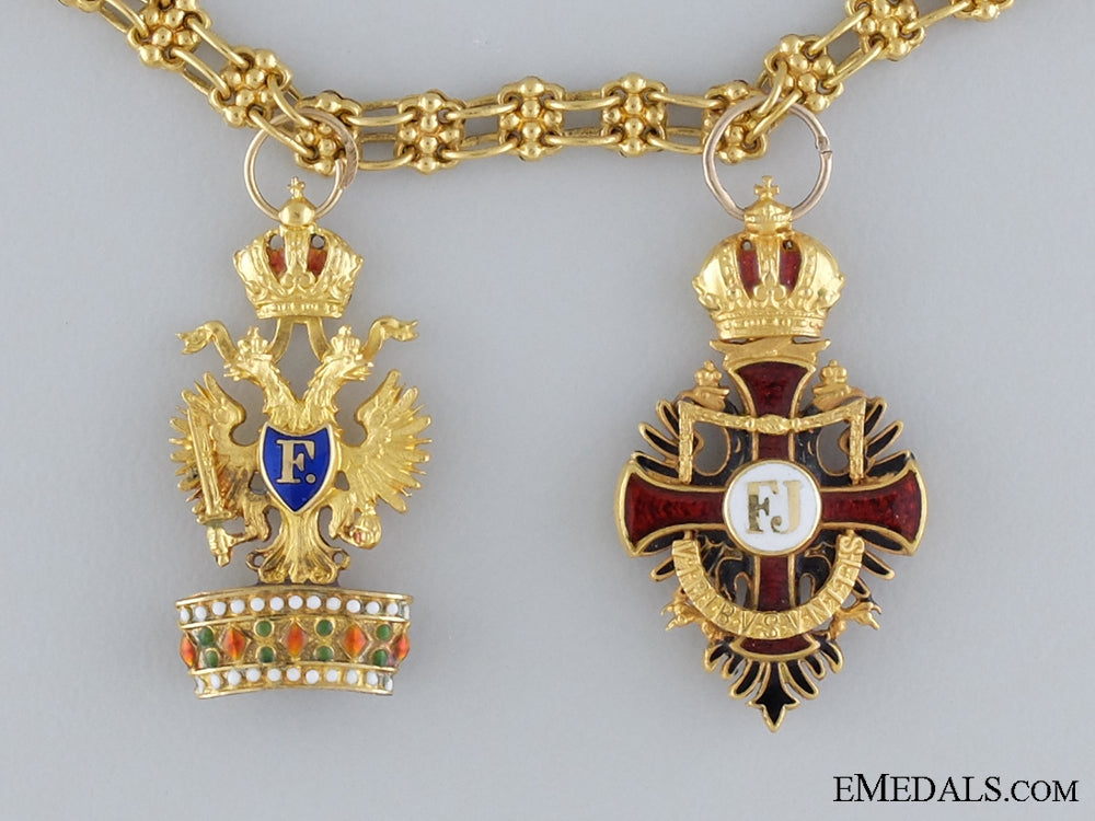 a_fine_franz_joseph&_iron_crown_miniature_pair_in_gold_c.1900_img_02.jpg53a08867821ad