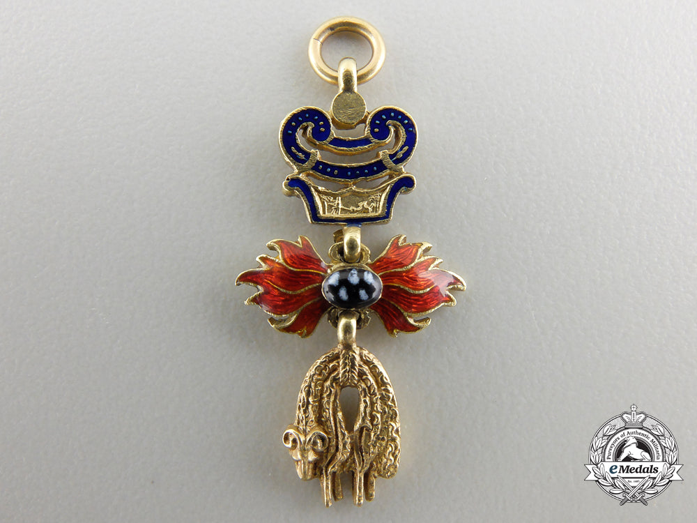 a_fine_miniature_austrian_order_of_the_golden_fleece_in_gold_img_02.jpg55d33c6848857