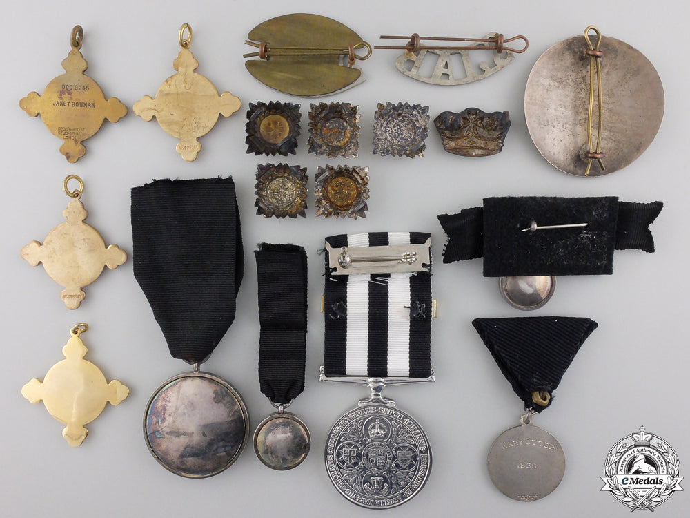 eighteen_order_of_st._john_medals_and_insignia_img_02.jpg5588335db8ea6