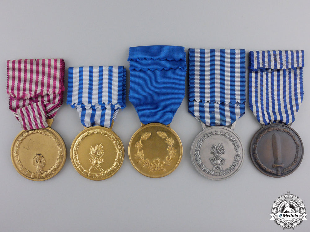 five_republican_era_italian_medals&_awards_img_02.jpg5522bc5f87f94
