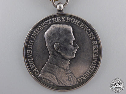 a_first_war_austrian_bravery_medal;_silver_grade1_st_class_img_02.jpg55316b4139e8c