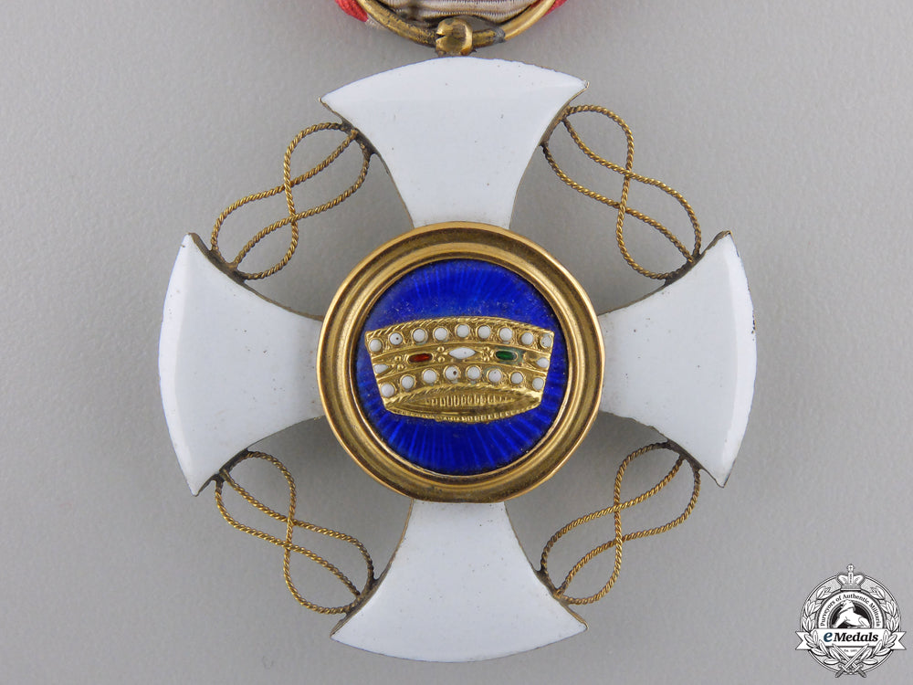 an_italian_order_of_the_crown;_knight's_cross_img_02.jpg5537fd63d44a6