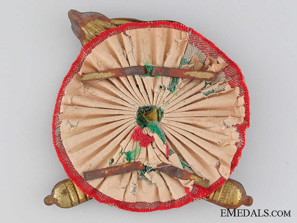 wwii12_th_artillery_division_pith_helmet_insignia_img_02.jpg52efc16cc1c3d