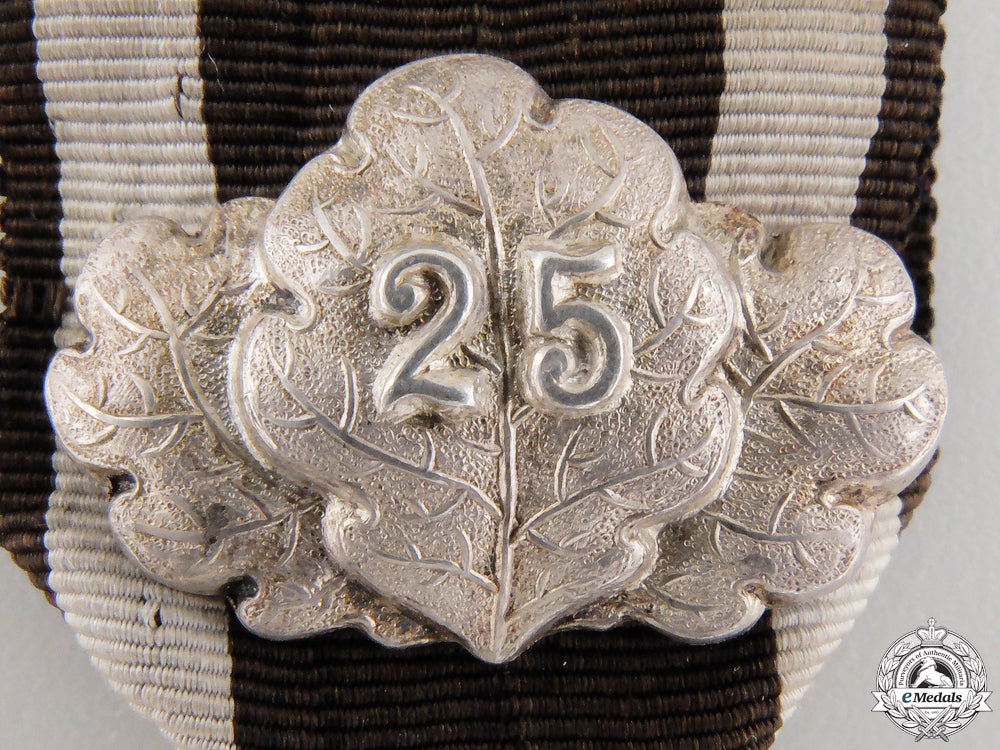 an1870_iron_cross_second_class_with25_years_jubilee_spange_img_02.jpg556877d71d8fa