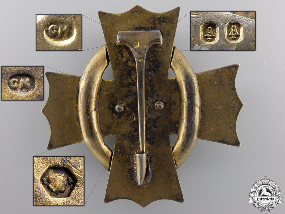 an_austrian_war_cross_for_civil_merit;2_nd_class_img_02.jpg5519719cac0bf
