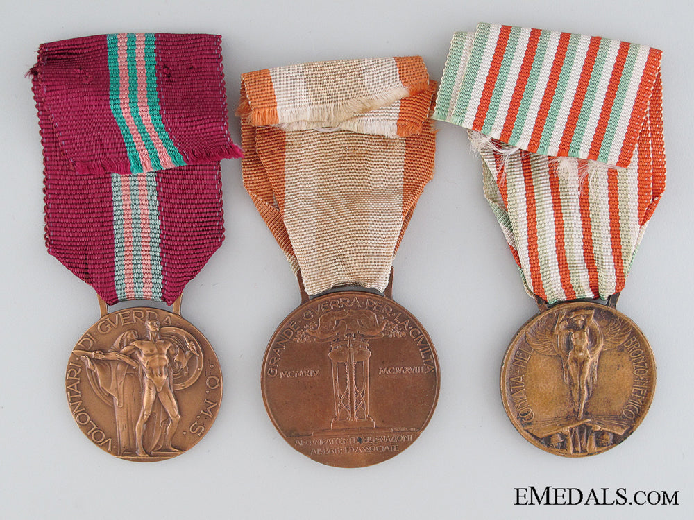 three_italian_medals_img_02.jpg5303b5a9abb56