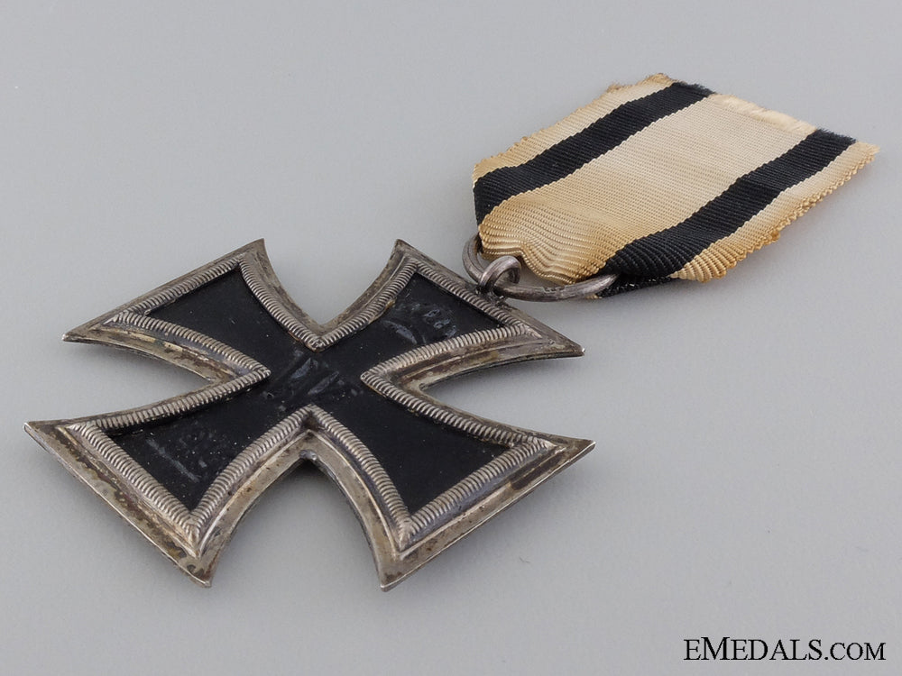 a_non-_combatant's_iron_cross2_nd_class1914;_friedländer,_berlin_img_03.jpg546bc13b68f90