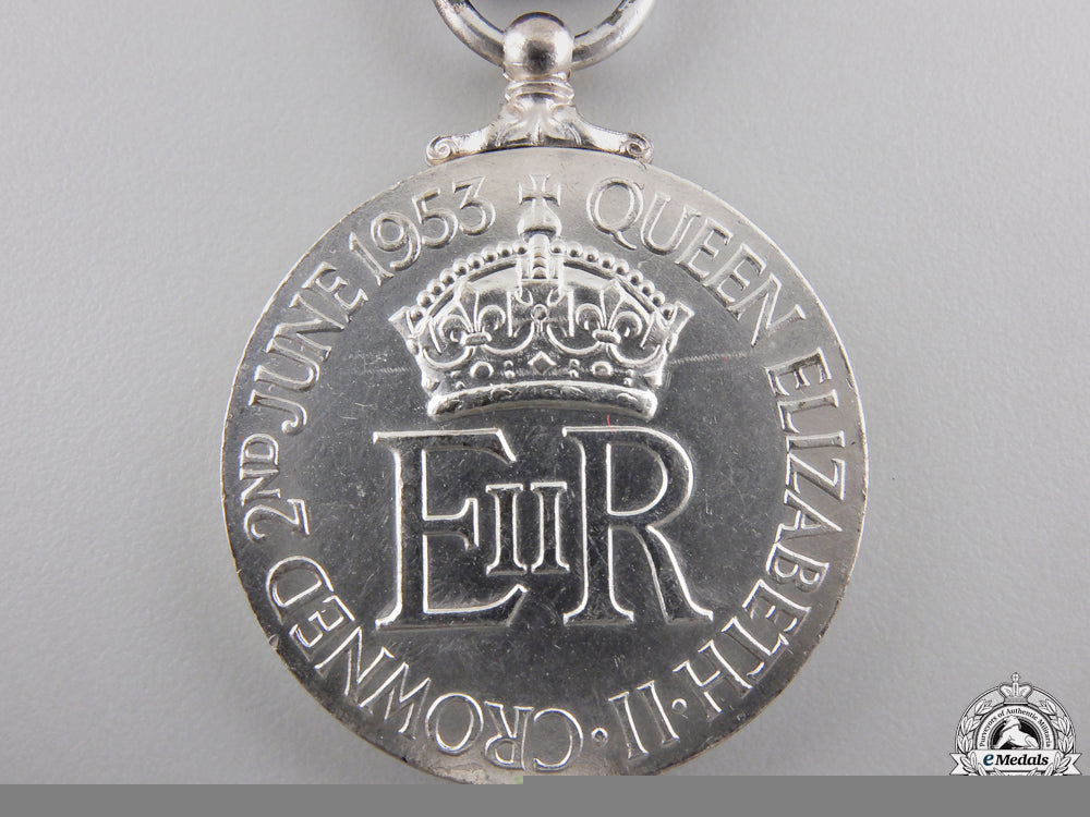 a1953_queen_elizabeth_ii_coronation_medal_img_03.jpg5537dc61c7372