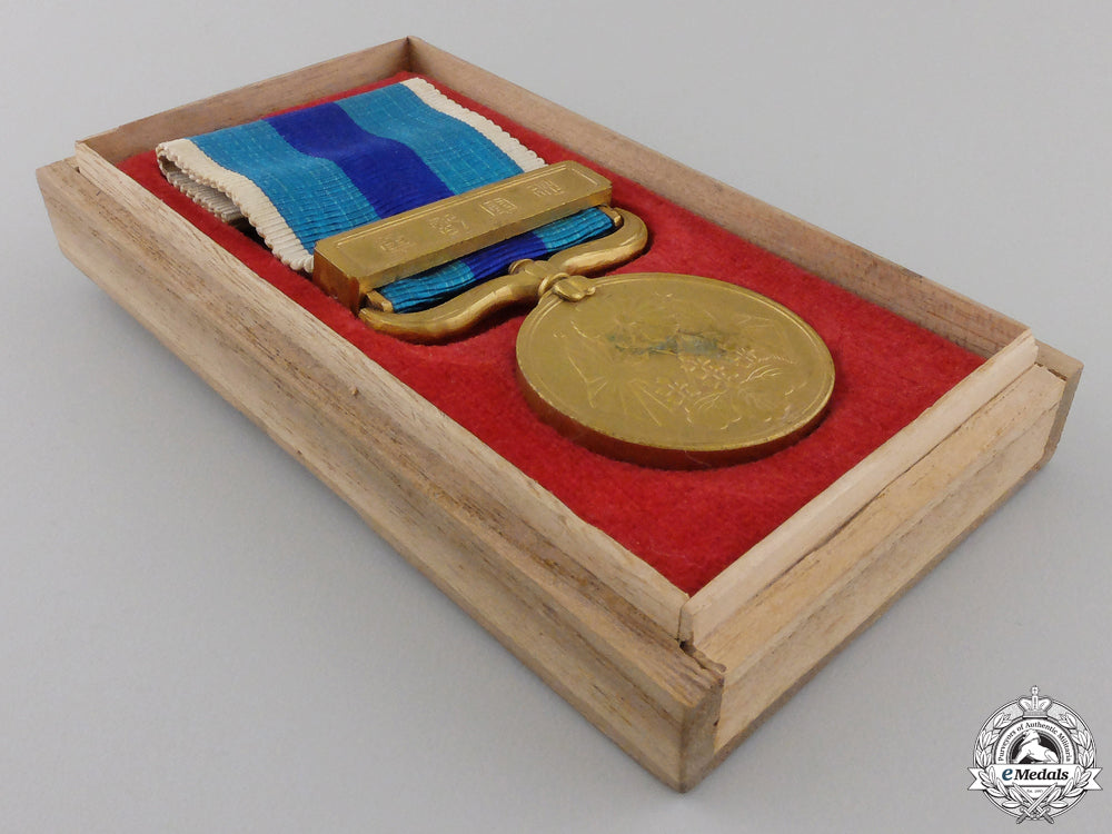 a1904-1905_russo-_japanese_war_medal_with_case_img_03.jpg5550ce6d7526c