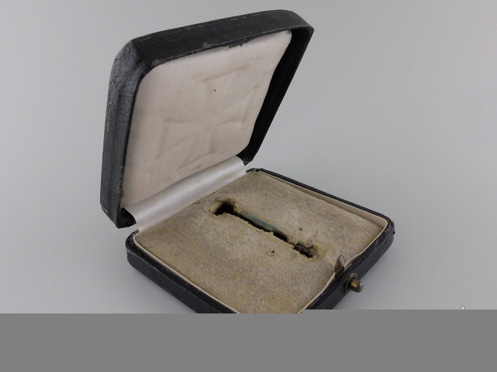 a_case_for_the_iron_cross_first_class1939_img_03.jpg553a681e7160e