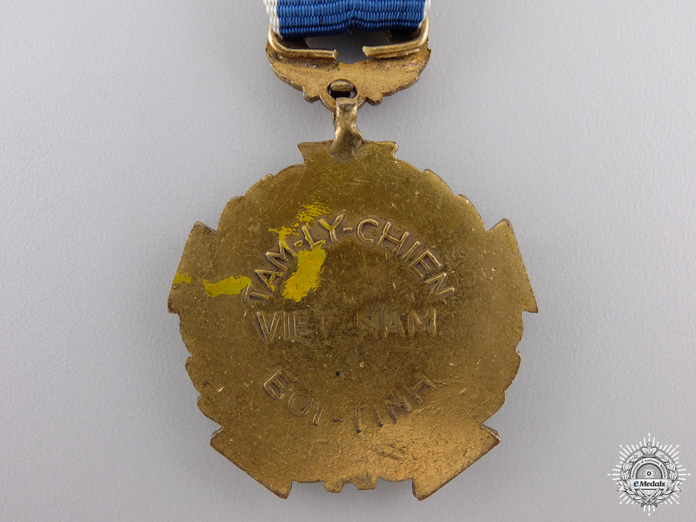 a_vietnamese_psychological_warfare_medal;1_st_class_img_03.jpg54fb104f0ccd9