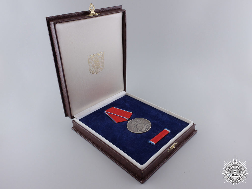 a_yugoslavian_special_service_merit_award_with_case_img_03.jpg54f5c0aaaf272