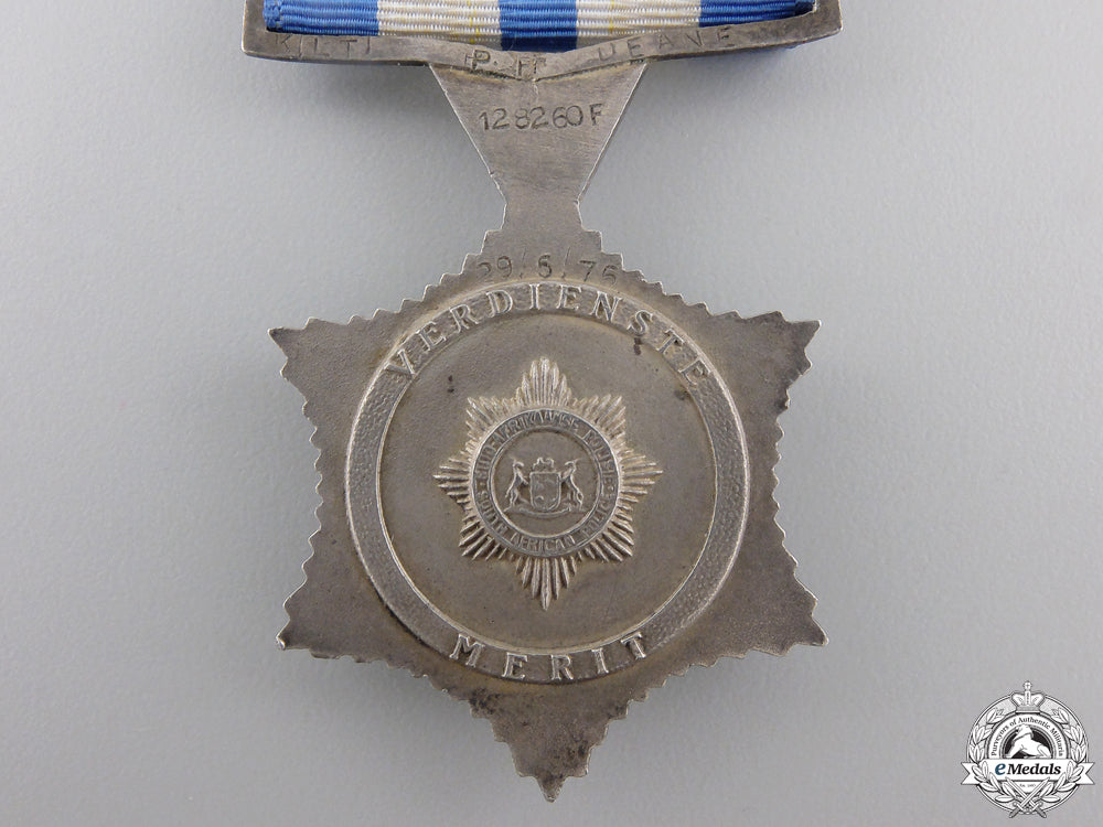 south_africa,_commonwealth._a_police_star_for_merit,_named,_c.1976_img_03.jpg552bf1a09f4e0