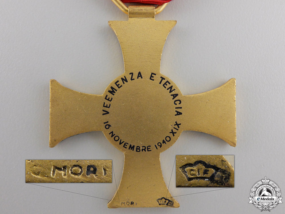 an_italian11_th_armata(_army)_cross_img_03.jpg553e6595e0533