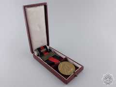 A Commemorative Medal October 1St 1938 With Prague Bar & Case