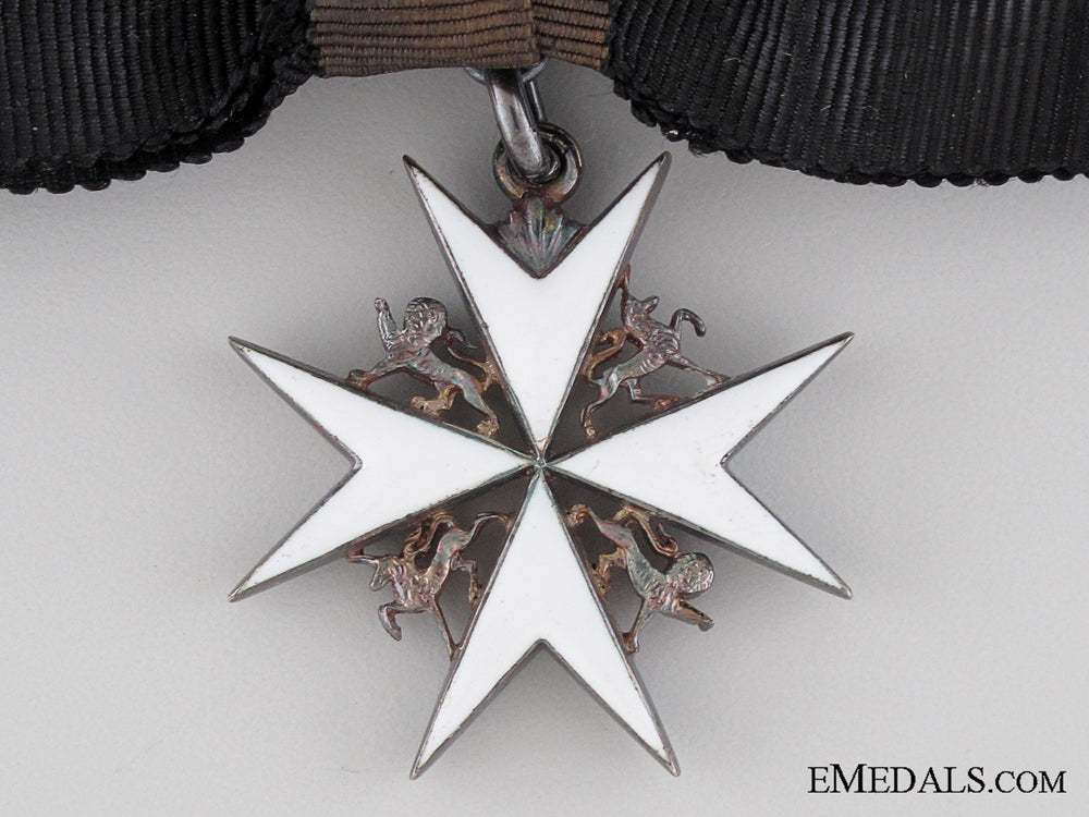 order_of_st._john_for_serving_sister_img_03.jpg52efbfce74c0c