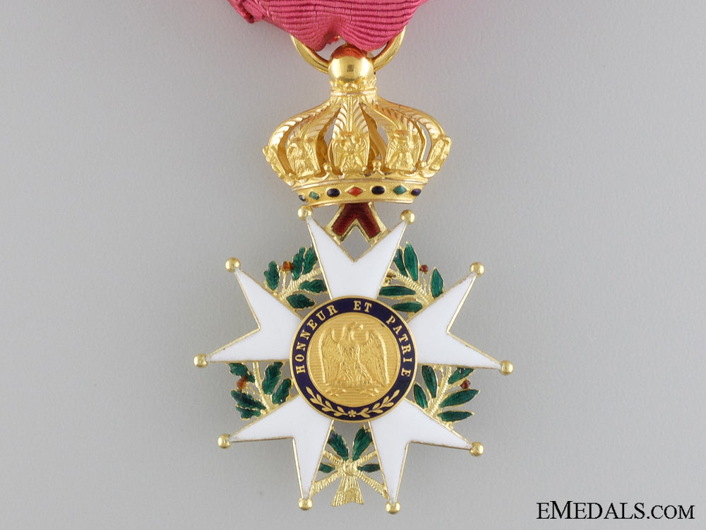 a1852-70_french_legion_d'honneur_in_gold_img_03.jpg545e60f3ef366