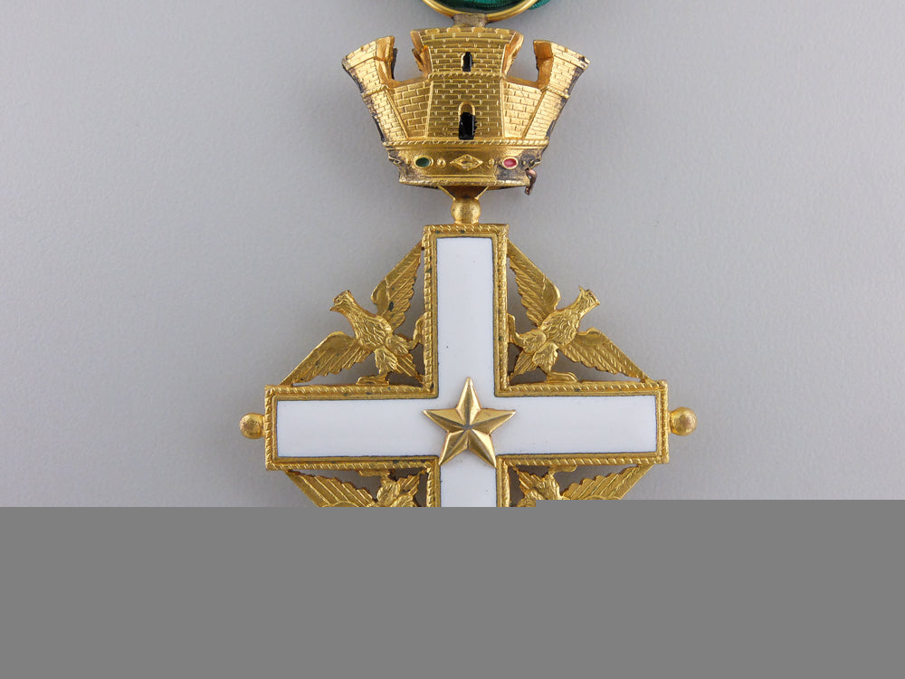 an_italian_order_of_merit;_knight’s_breast_badge_img_03.jpg55a51f3a22994