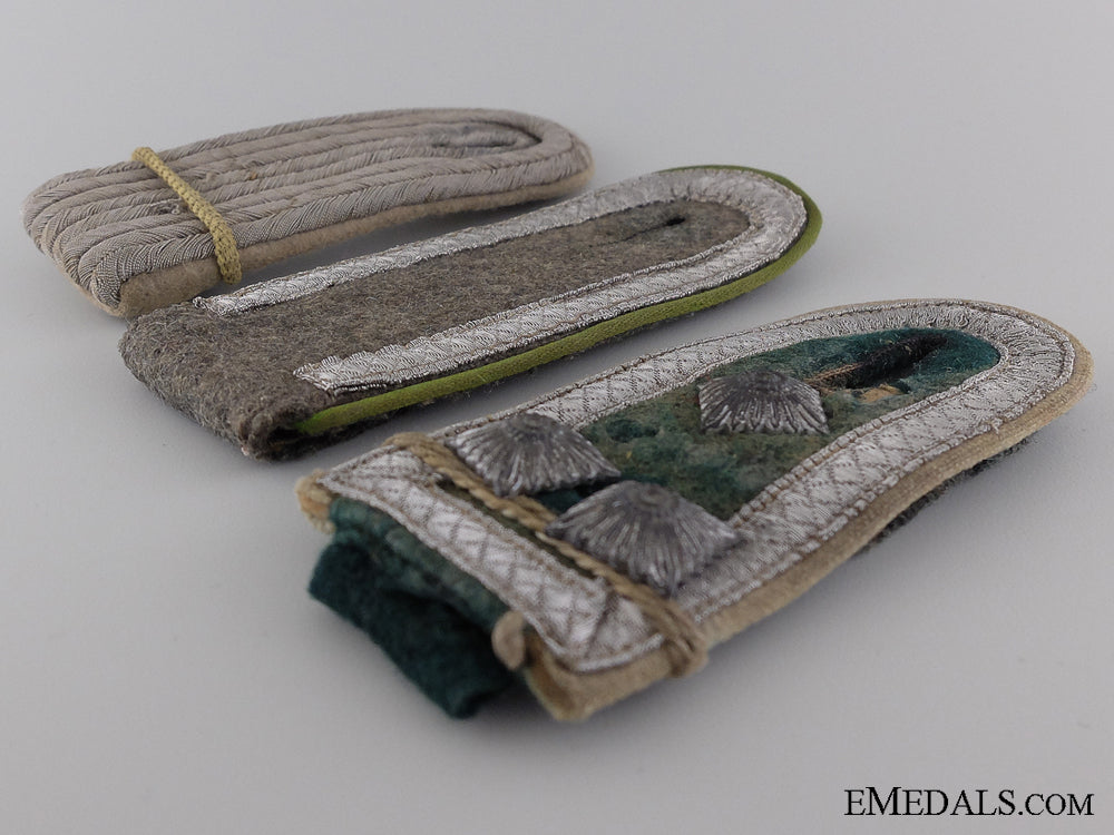 three_german_army_shoulder_boards_img_03.jpg54257d1d5a985