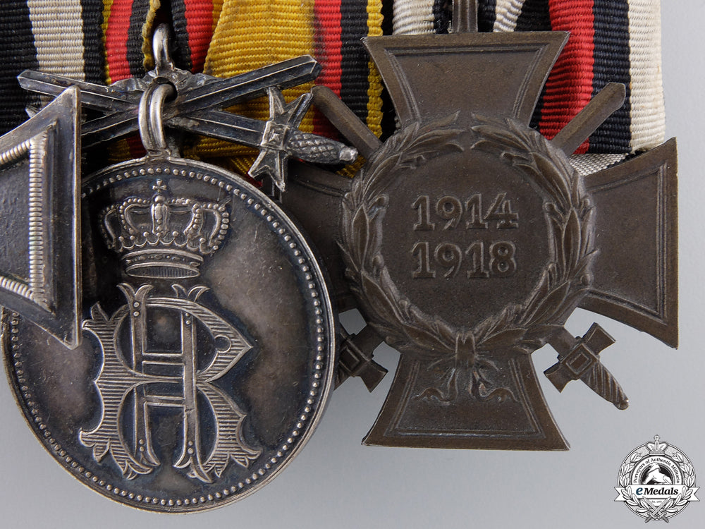 a_reuss_first_war_medal_bar_with_three_awards_img_03.jpg55118a7a03d14