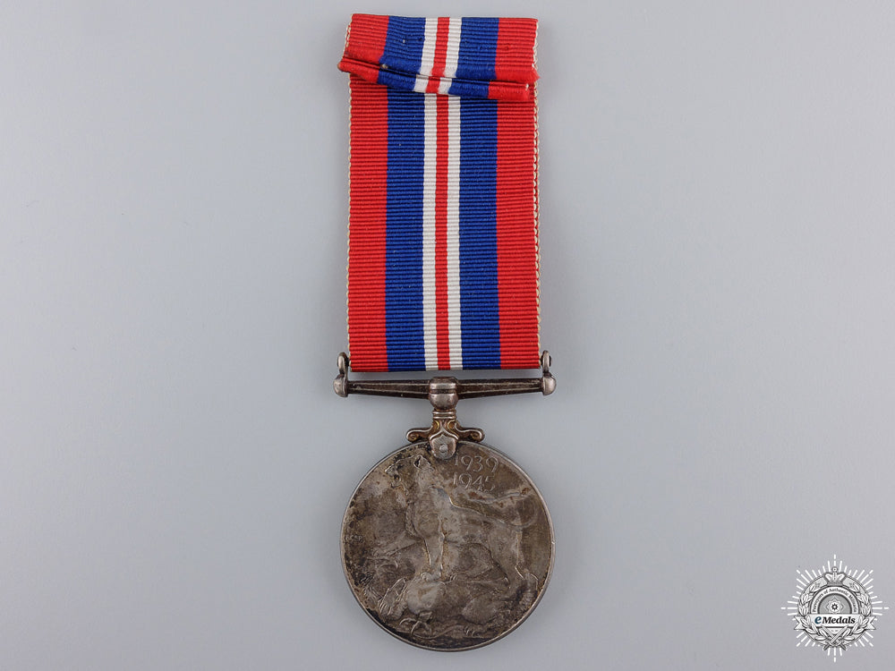 a1939-1945_canadian_issued_war_medal_with_box_img_03.jpg54d0efdb72971