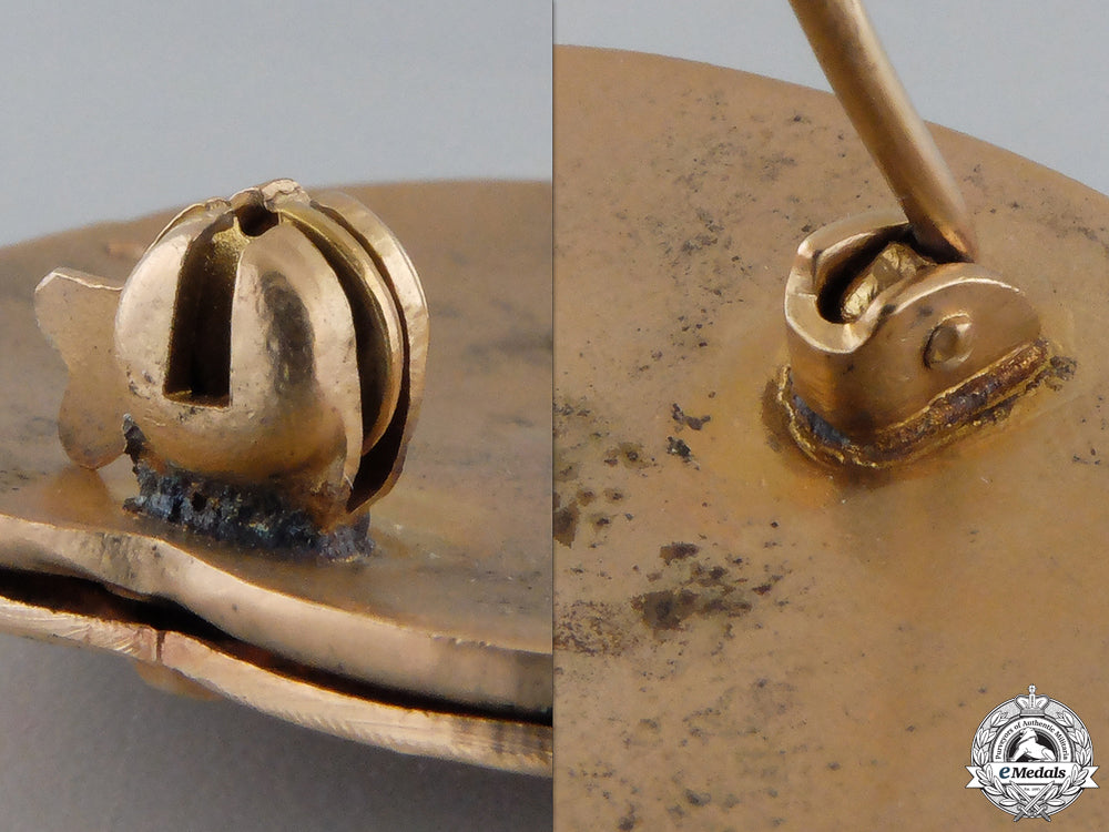 a_romanian_order_of_sport_merit;_first_class_in_gold_img_03.jpg559a94ab36967_1_1