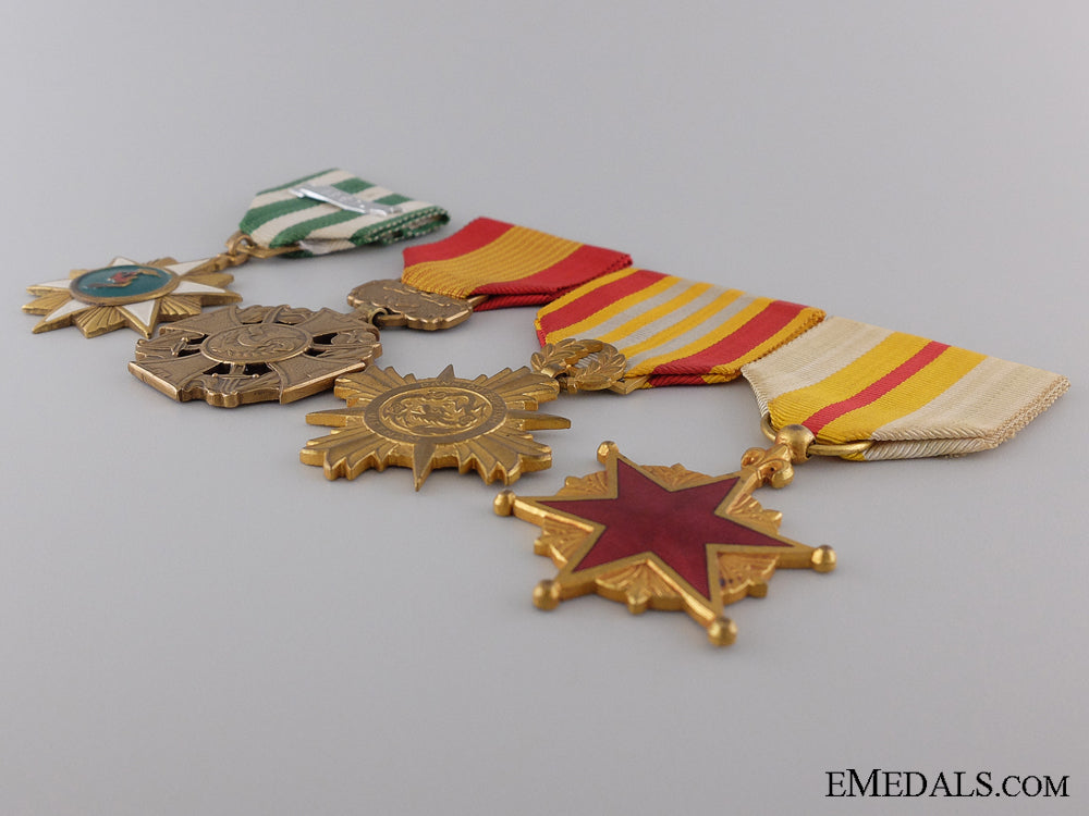 a_vietnamese_gallantry_medal_group_img_03.jpg5421c0417b49d