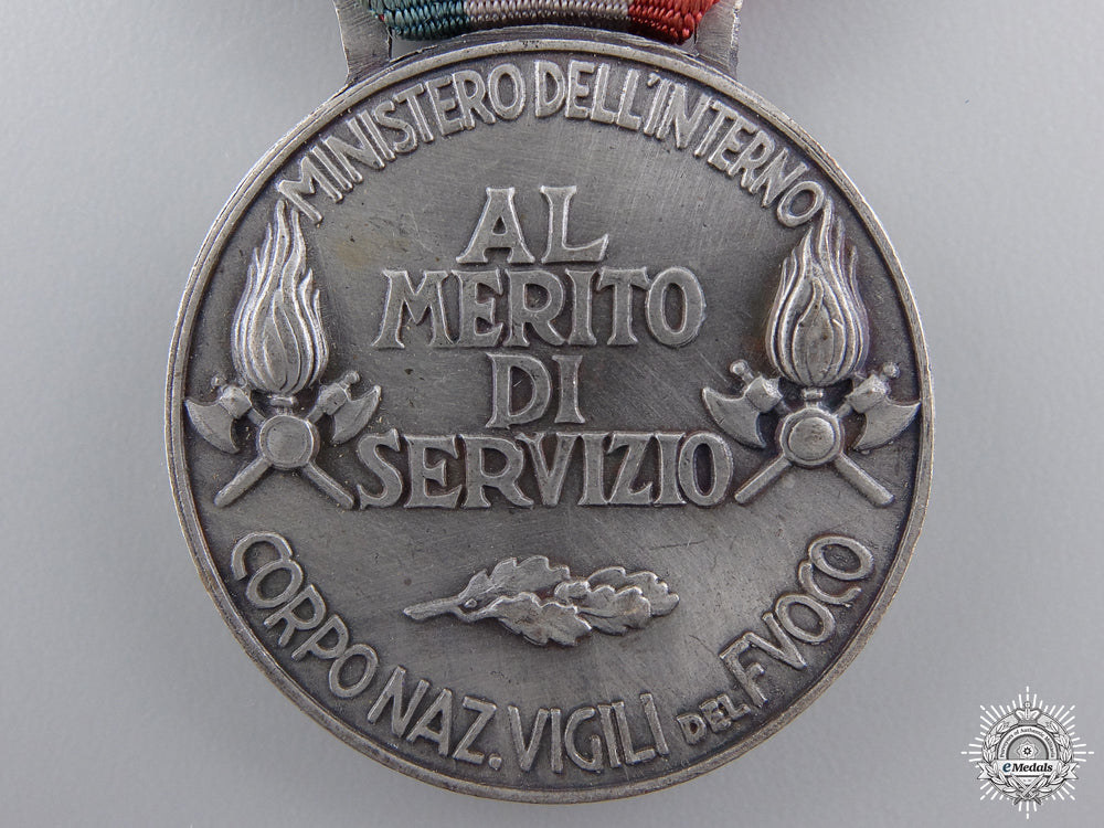 an_italian_fire_brigade_service_merit_medal_img_03.jpg54d8e93a3dad6