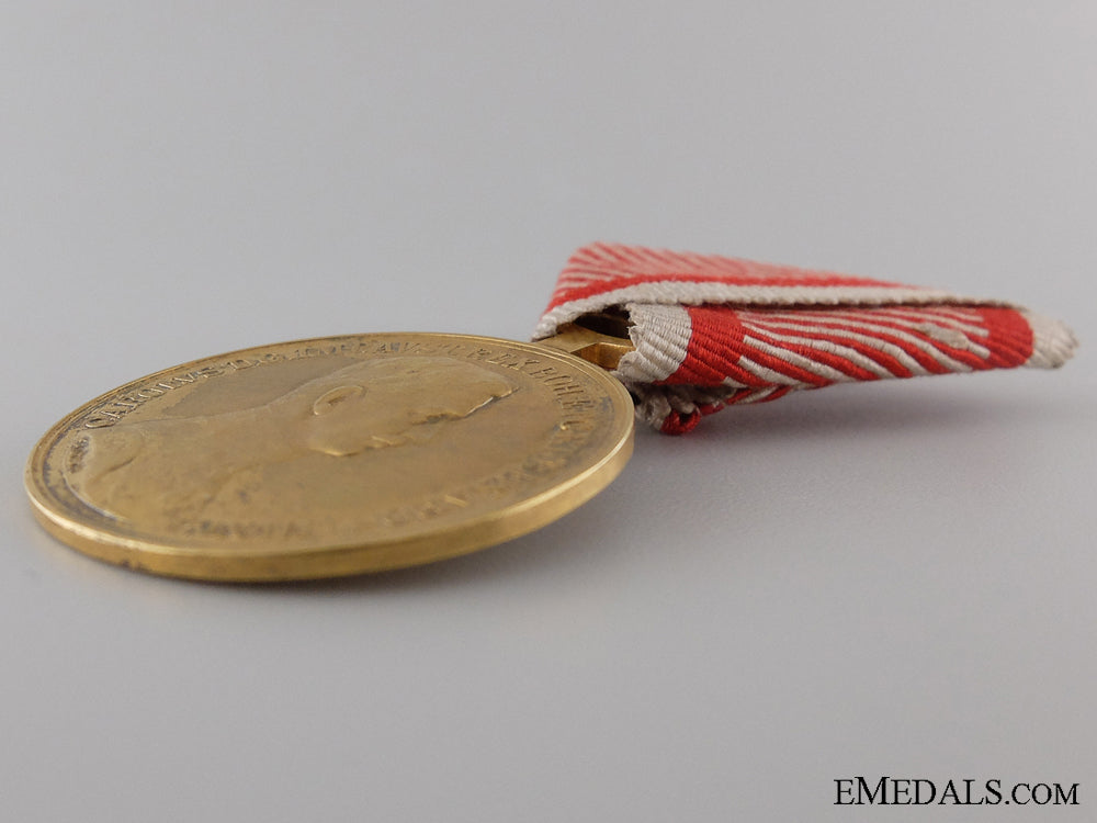 a_wwi_period_golden_bravery_medal;_emperor_karl_img_03.jpg53d6950fe215f