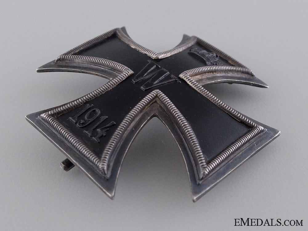 an_iron_cross_first_class;_marked800_silver_img_03.jpg5442873fe82d6