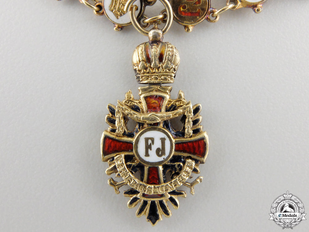 a_miniature_austrian_order_of_franz_joseph_cross_in18_k_gold_img_03.jpg5579b38e6212a