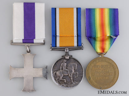 a_first_war_canadian_military_cross_for_the_rescue_of_wounded_officer_img_03.jpg544e5834b7566