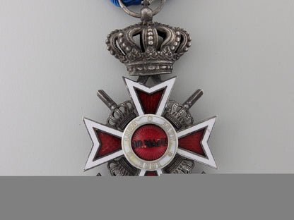 a_romanian_order_of_the_crown_with_swords;_type_ii_img_03.jpg55788c5d5d2b9