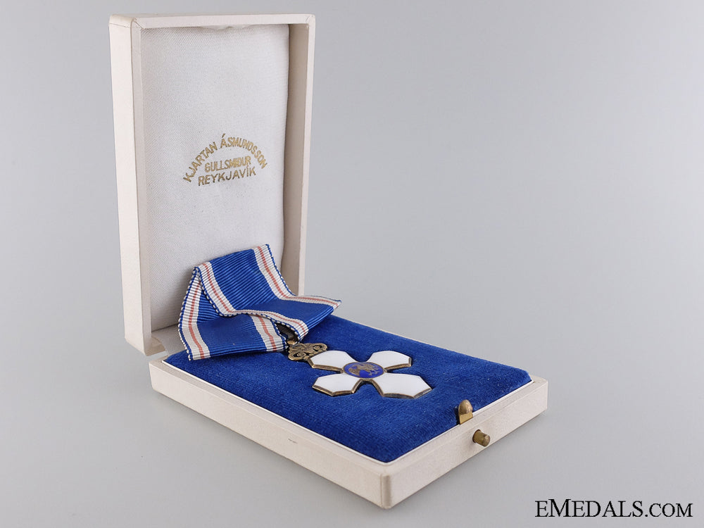 an_icelandic_order_of_the_falcon;_knight_img_03.jpg54450f06c4a1b