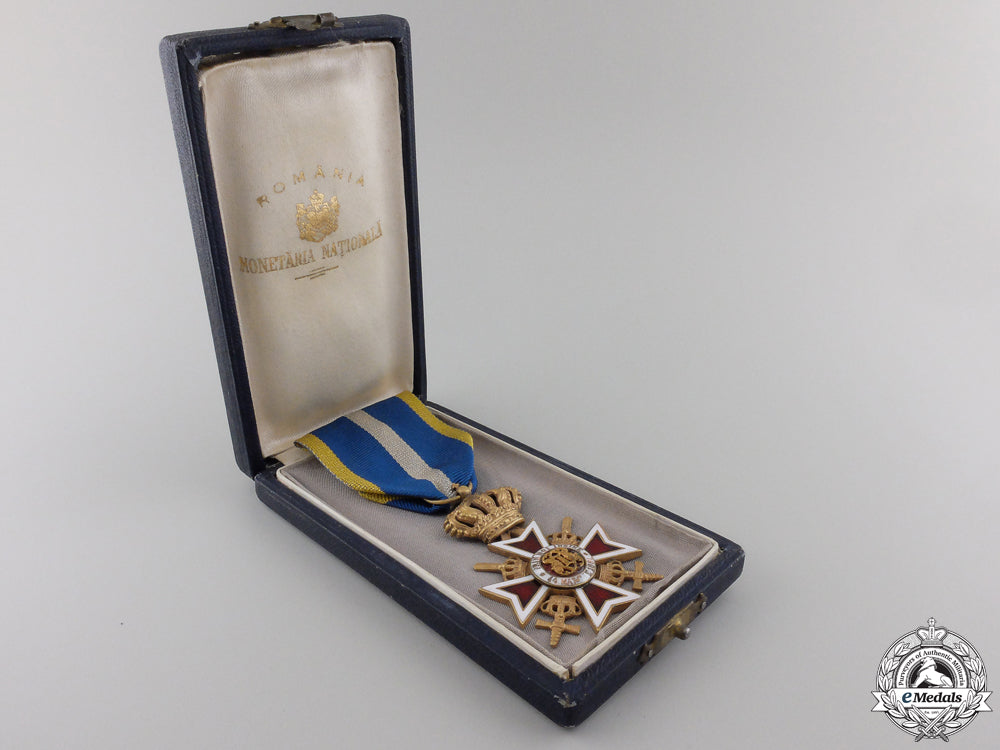an_order_of_the_crown_of_romania;_military_division_with_swords_img_03.jpg555b798206251