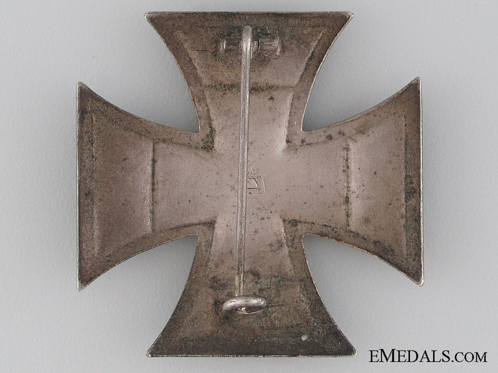 unusual_cased_iron_cross1_st._class1914_img_03.jpg531df804c93f3