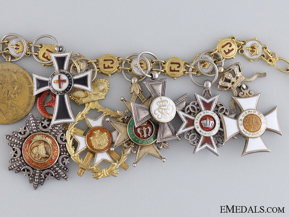 a_superb_austrian_miniature_chain_img_03.jpg543fed4a34401