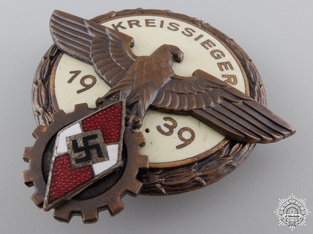 an_hj_victors_badge_in_the_national_trade_competition_by_h.aurich_img_03.jpg54c7a6370f604